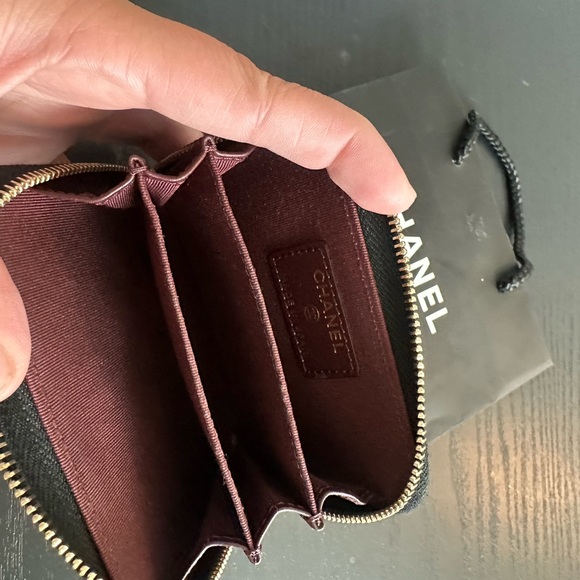 🔴SOLD🔴Chanel Zip Coin/ Card Case - Picture 9 of 11